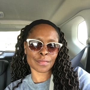 Meet your Posher, Darlene